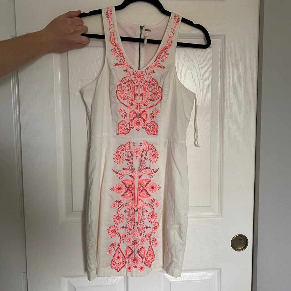 Vintage EUC Free People Embroidered Dress S